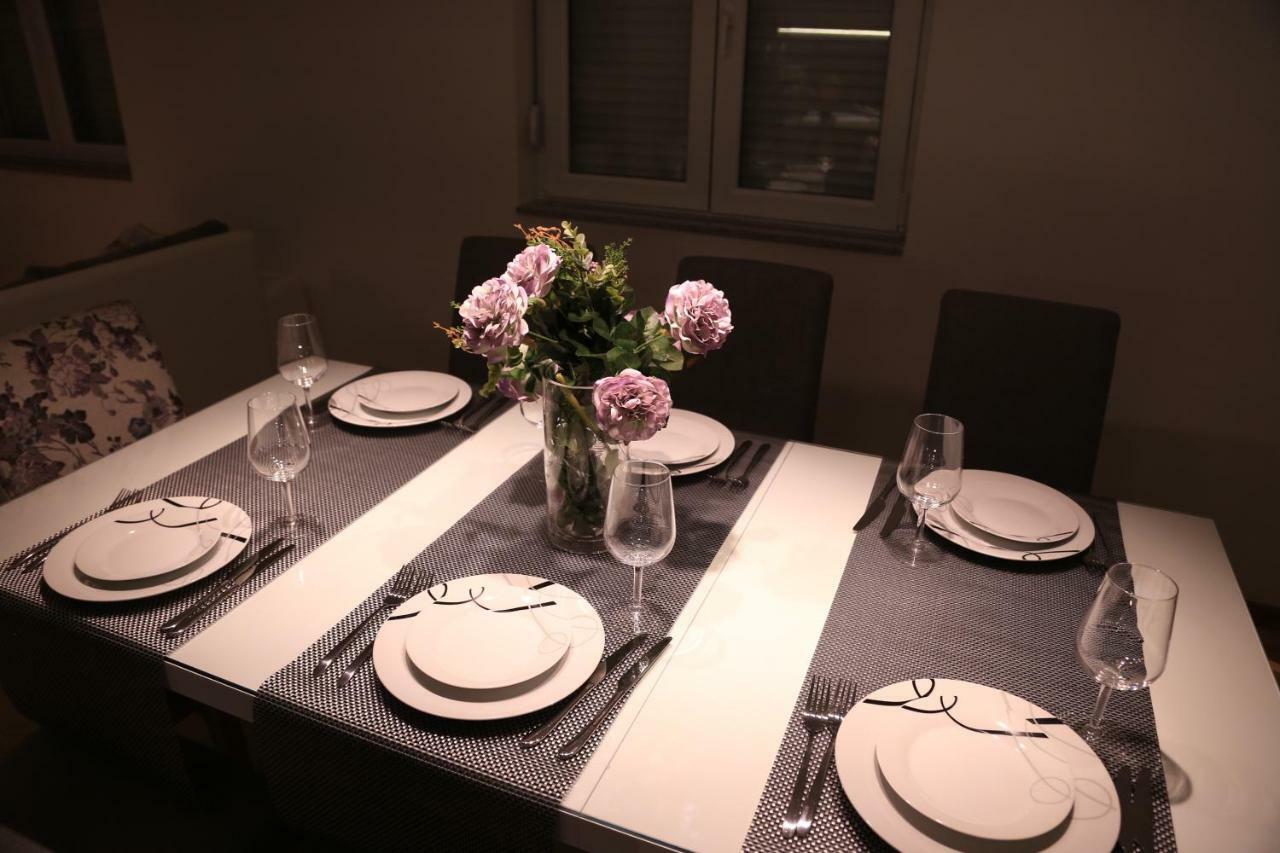 Booking Zadar Villa Franov With Pool, 10 Min From The Old Town Of זאדאר מראה חיצוני תמונה